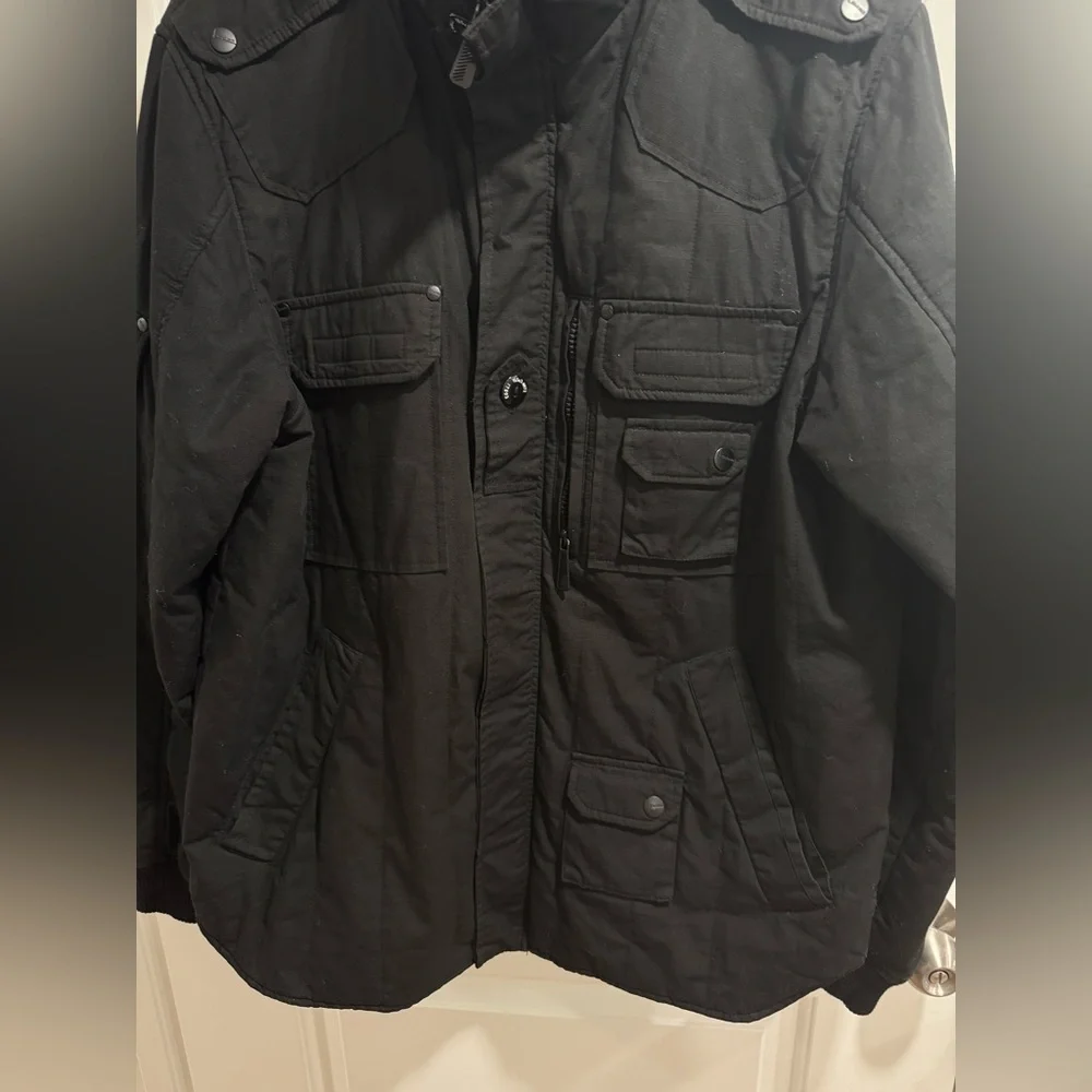 black jacket - Picture 10 of 15